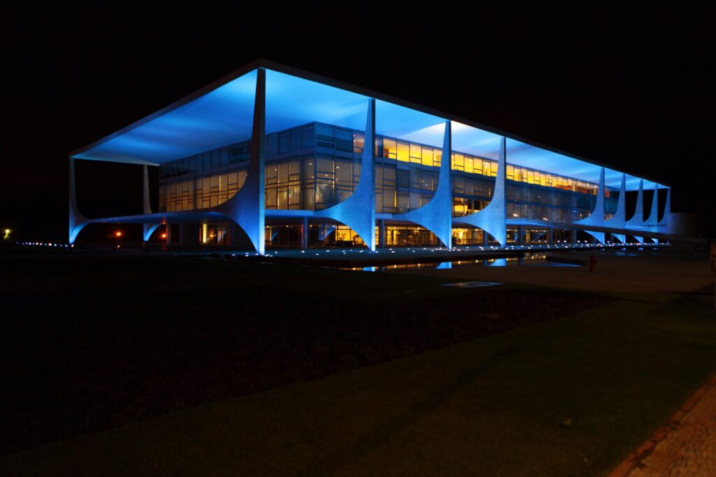 Palácio do Planalto entra na Campanha Novembro Azul pela conscientização sobre o câncer de próstata