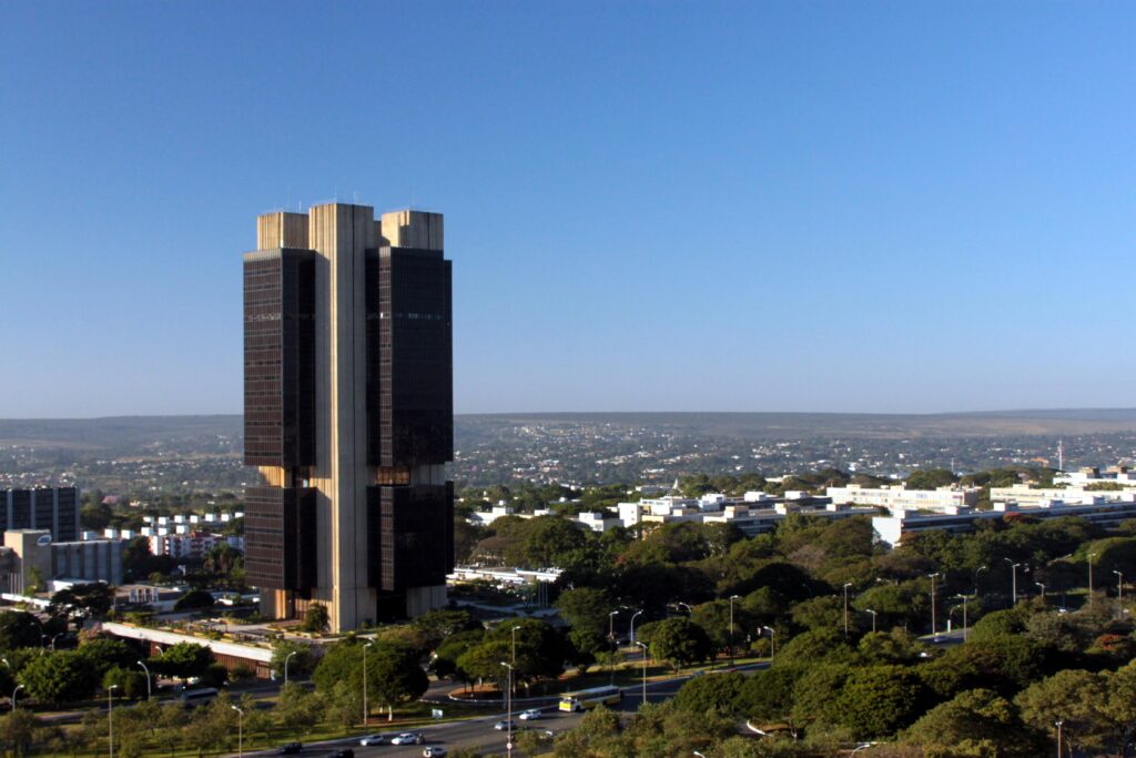 Prédio do Banco Central do Brasil - simboliza a instituição responsável pela definição da Selic.